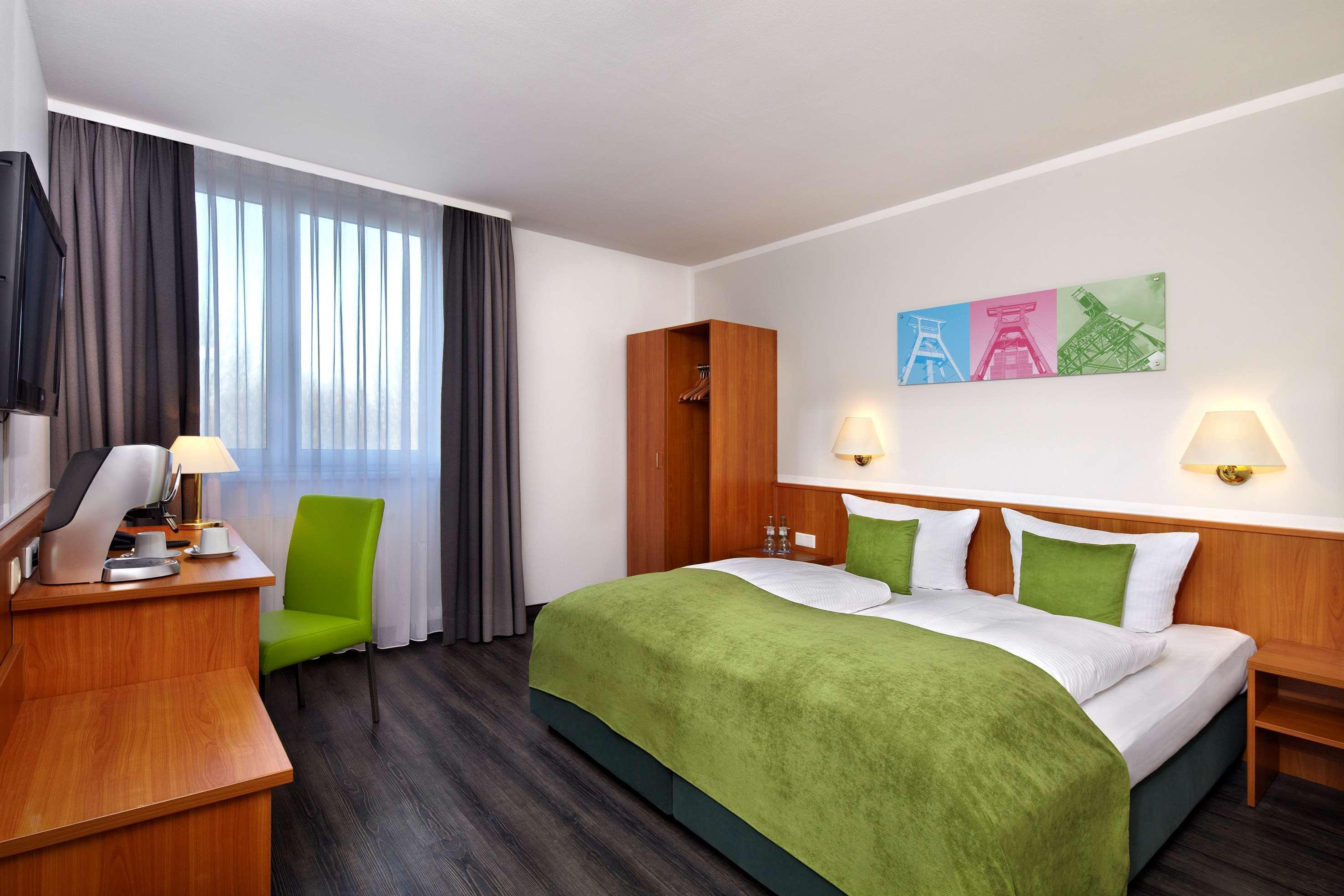 ทริป โบคุม - วัทเทนไชด์ โฮเทล Hotel โบคุห์ม ภายนอก รูปภาพ