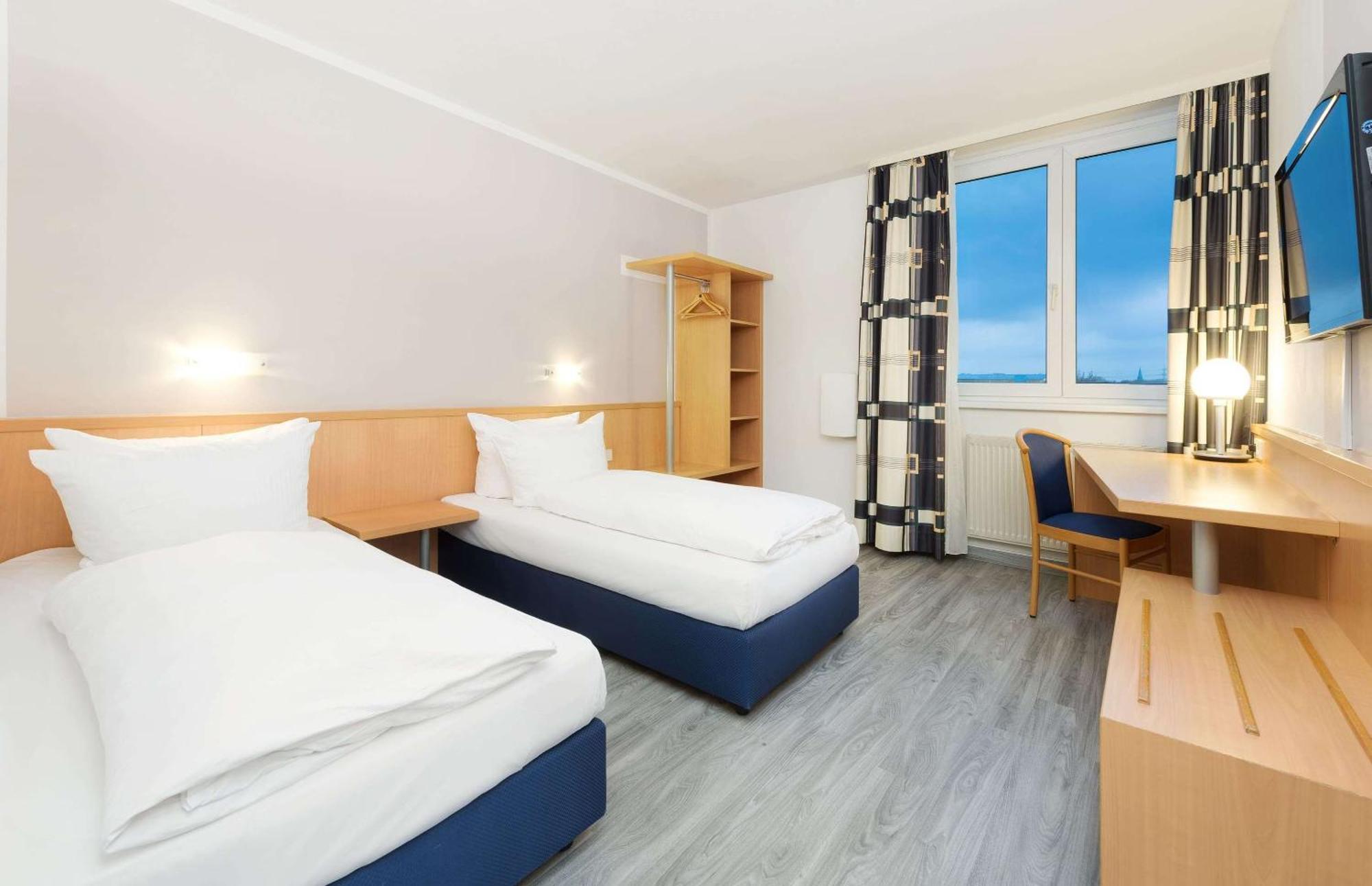 ทริป โบคุม - วัทเทนไชด์ โฮเทล Hotel โบคุห์ม ภายนอก รูปภาพ